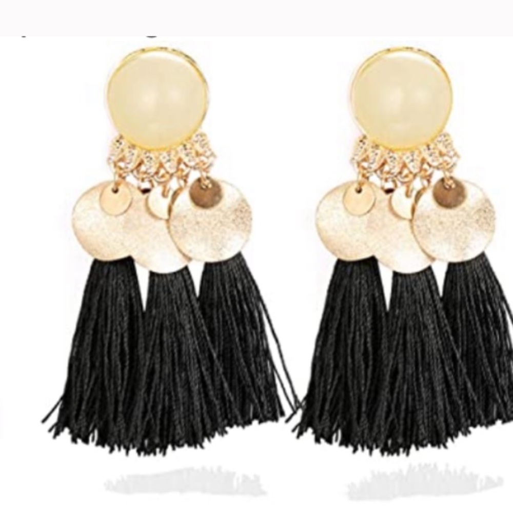 BLACK tassel earring w/cute gold accents!